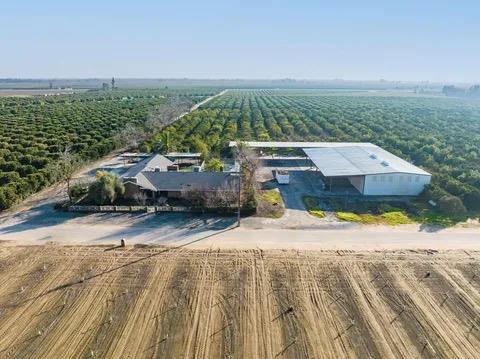 14721 East Tulare Avenue Sanger, CA 93657 - Photo 5 of 21 a view of a city