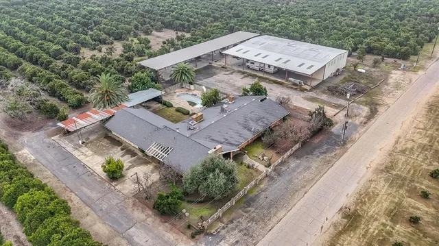 $1,590,000 | 14721 East Tulare Avenue, Sanger, CA 93657