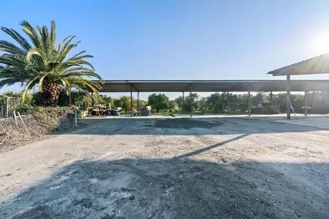 14721 East Tulare Avenue Sanger, CA 93657 - Photo 9 of 21 a view of patio and outdoor space