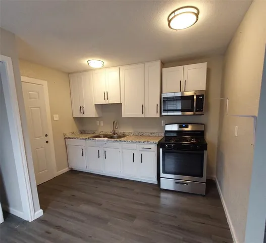 $79,900 | 403 East Sears Street, Denison, TX 75021