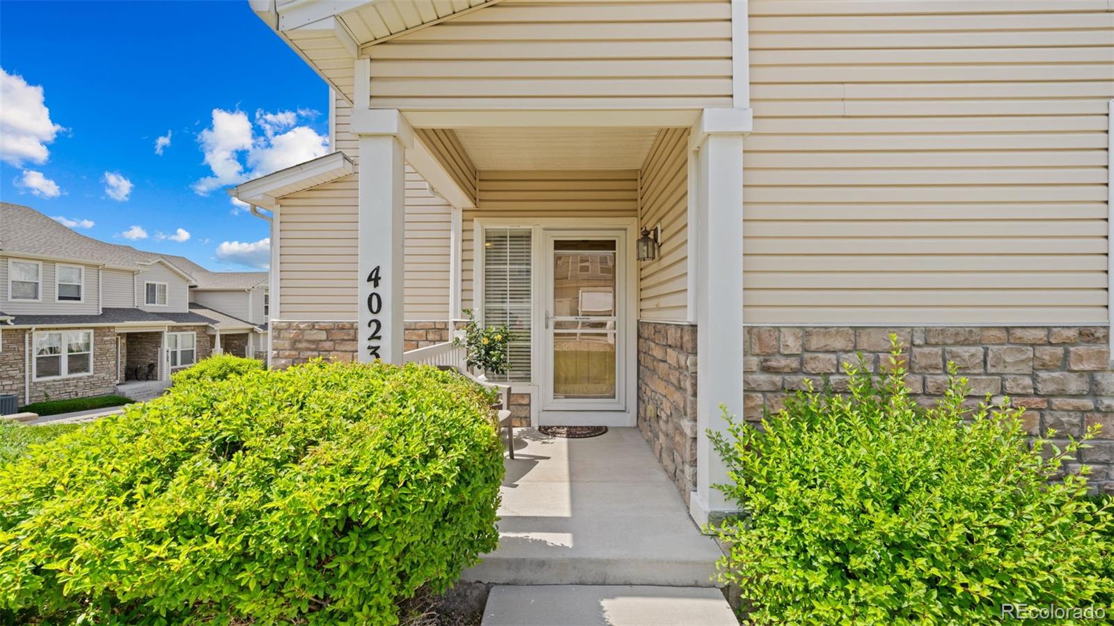4023 Diamond Ridge View Colorado Springs, CO 80918 - Photo 2 of 31