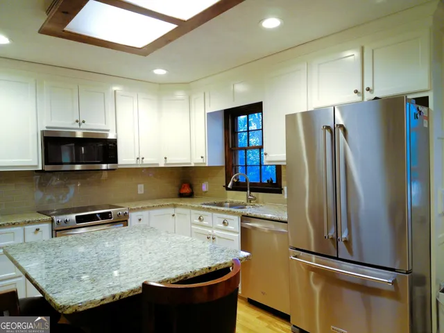 $645,000 | 285 Wolf Den Road, Royston, GA 30662