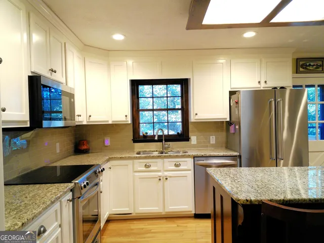 $645,000 | 285 Wolf Den Road, Royston, GA 30662