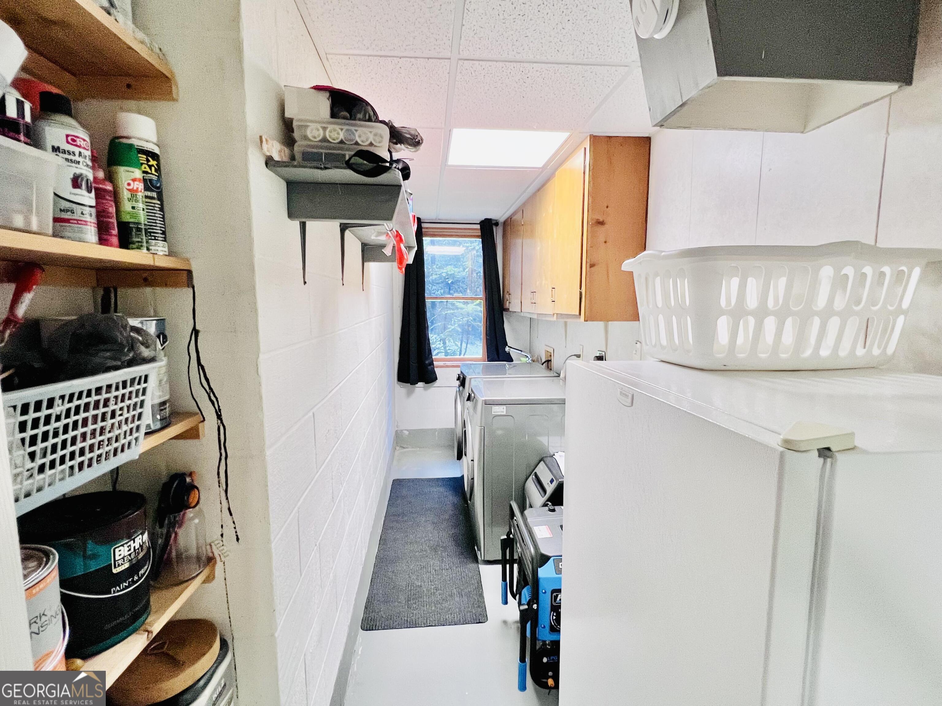 285 Wolf Den Road Royston, GA 30662 - Photo 34 of 60 a utility room with dryer and washer