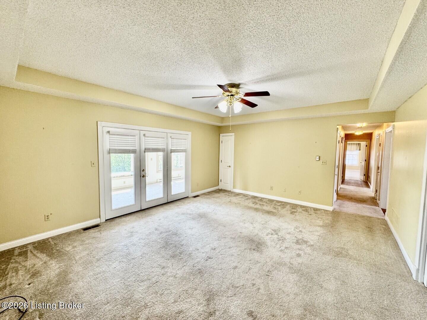 135 Brookside Drive Springfield, KY 40069 - Photo 8 of 46 007_Family Room