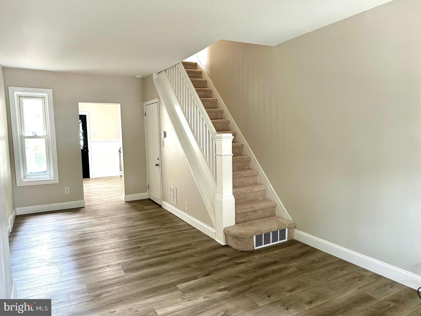 521 South 17th Street Reading, PA 19606 - Photo 3 of 15