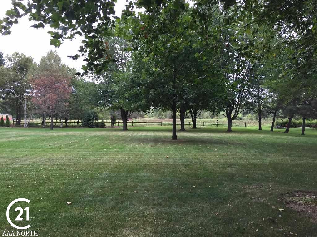 16875 29 Mile Road Ray, MI 48096 - Photo 30 of 30 31259030-29.JPG
