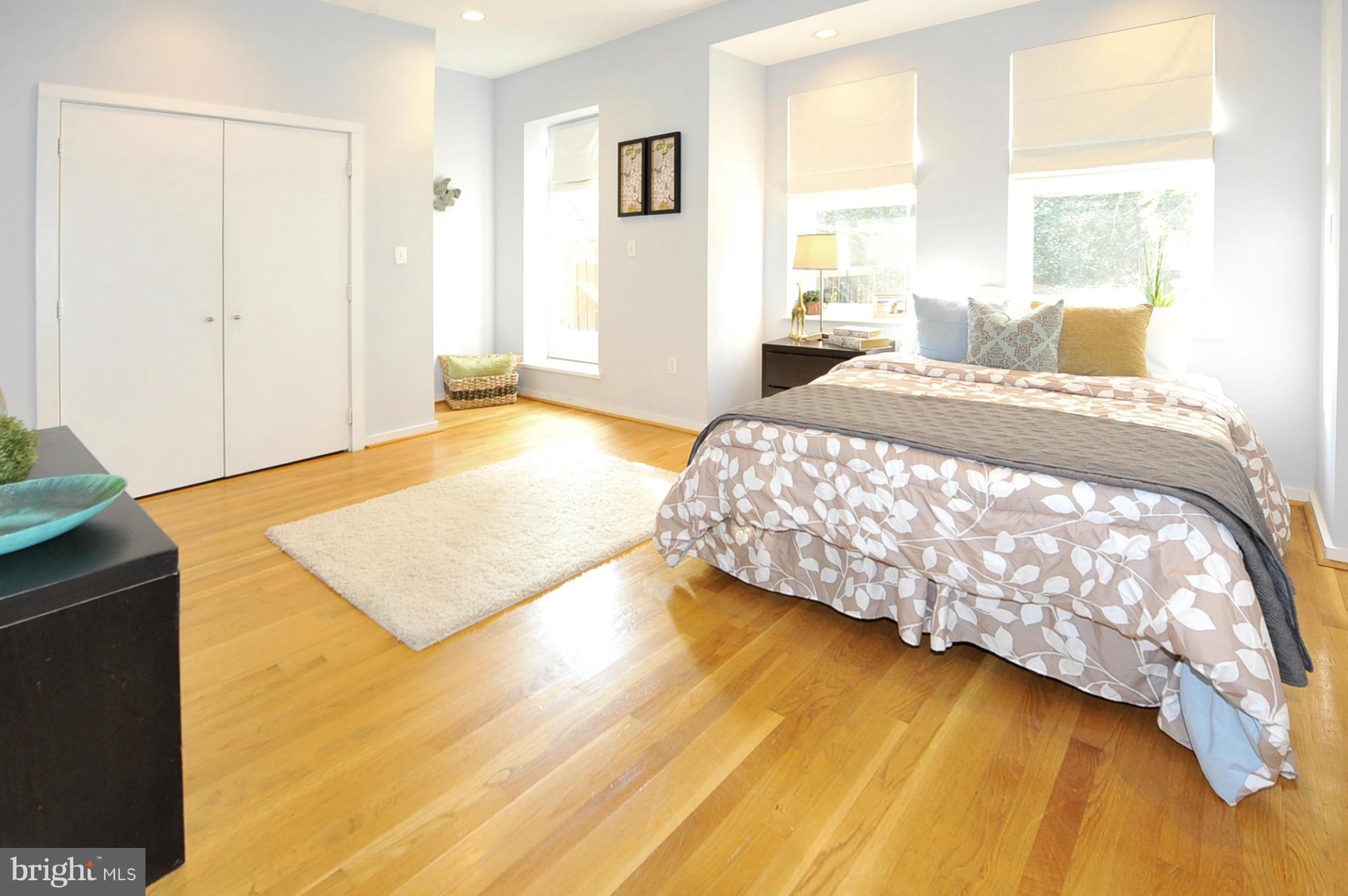 2011 Columbia Road Northwest, Unit 4 Washington, DC 20009 - Photo 10 of 22 Bedroom (Master)