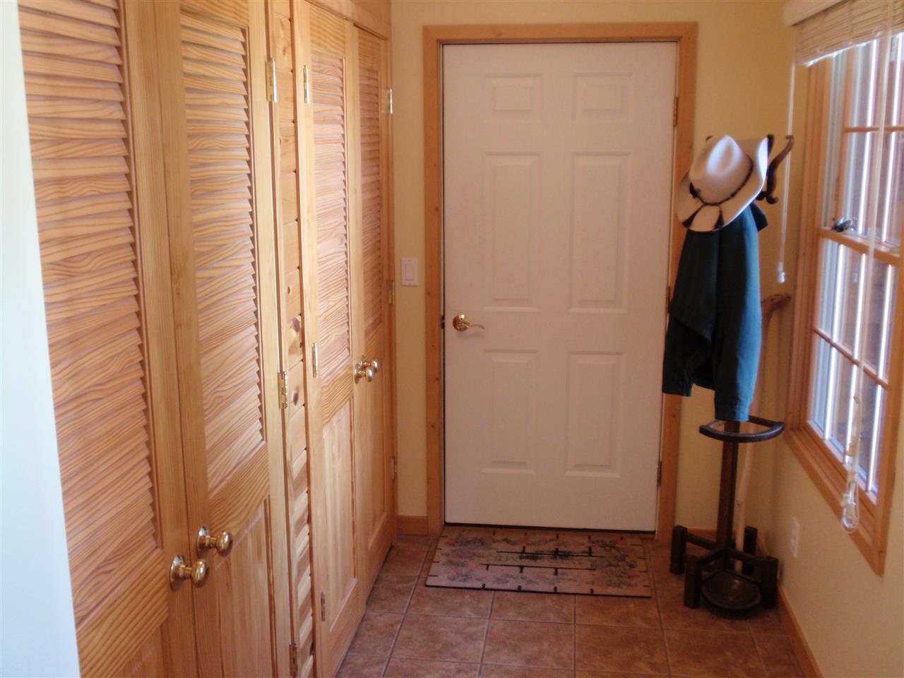 10822 South Fritz Road Maple City, MI 49664 - Photo 14 of 34 1814929-13.JPG