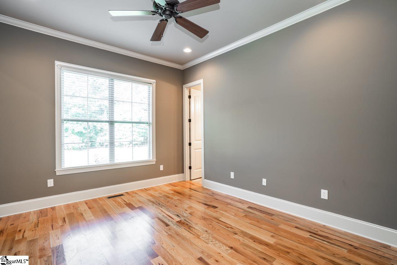 111 Beacon Hill Road Duncan, SC 29334 - Photo 13 of 35