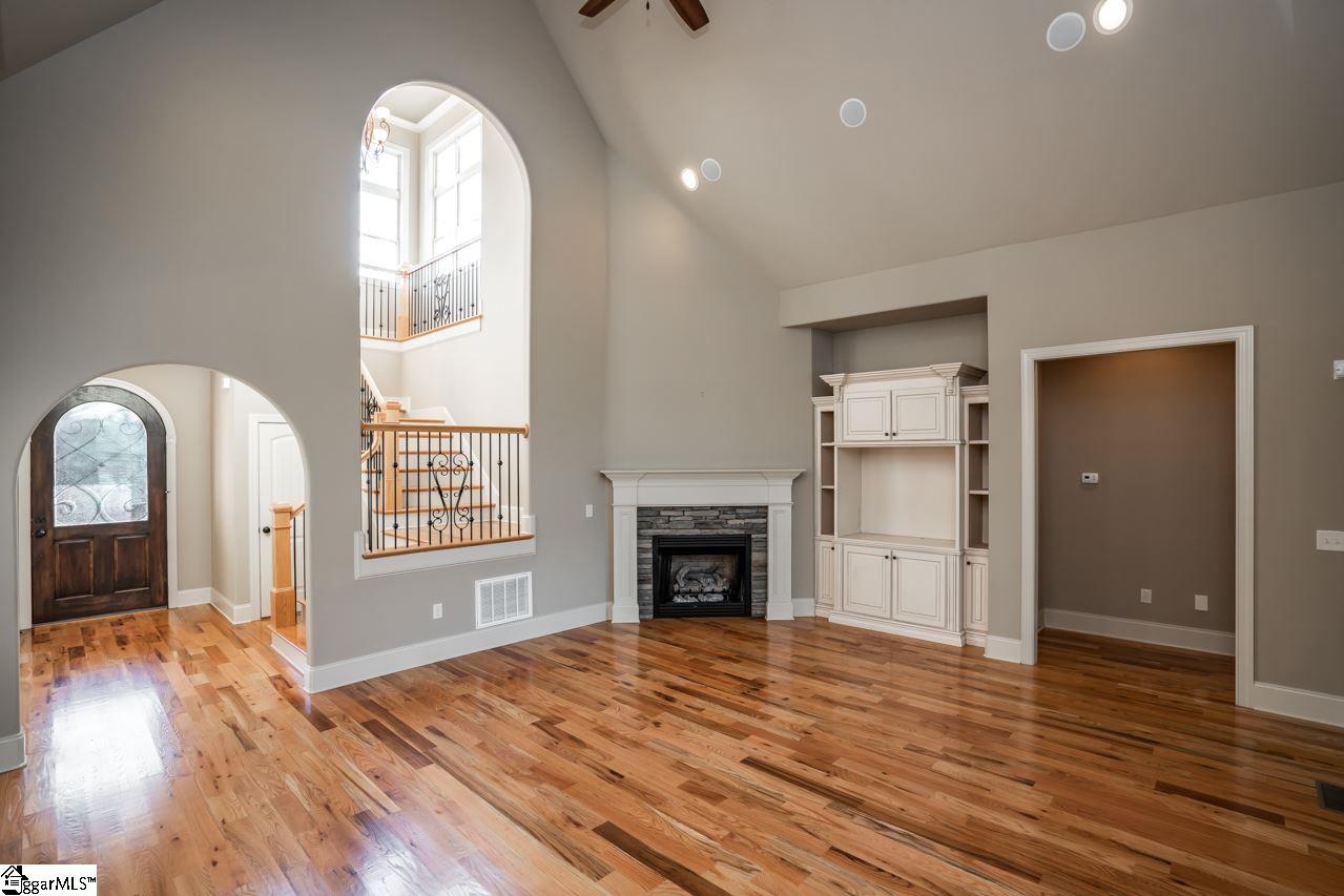 111 Beacon Hill Road Duncan, SC 29334 - Photo 7 of 35