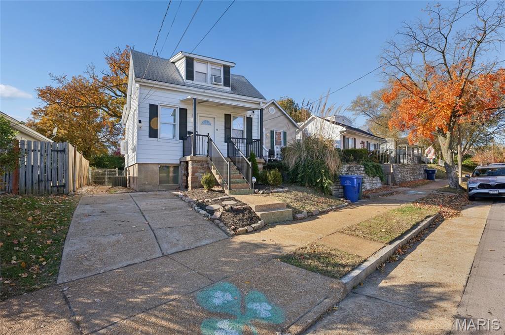 1347 Graham Street St. Louis, MO 63139 - Photo 2 of 22