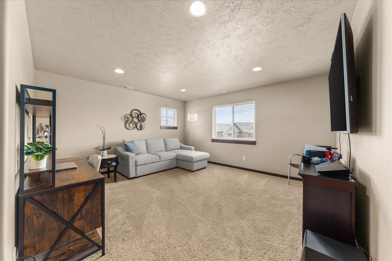 18020 East Daystar Road Spokane Valley, WA 99016 - Photo 28 of 48