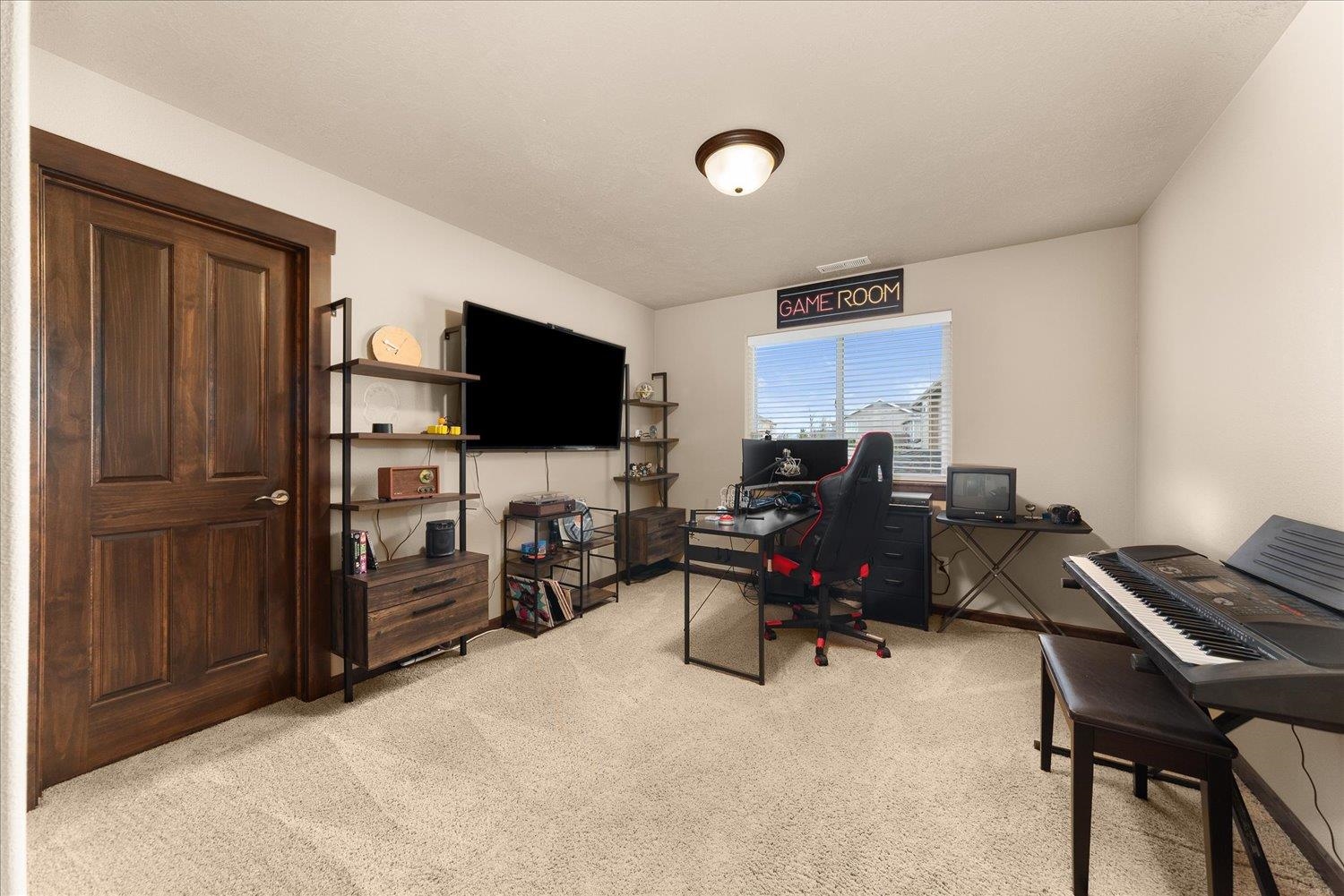 18020 East Daystar Road Spokane Valley, WA 99016 - Photo 30 of 48