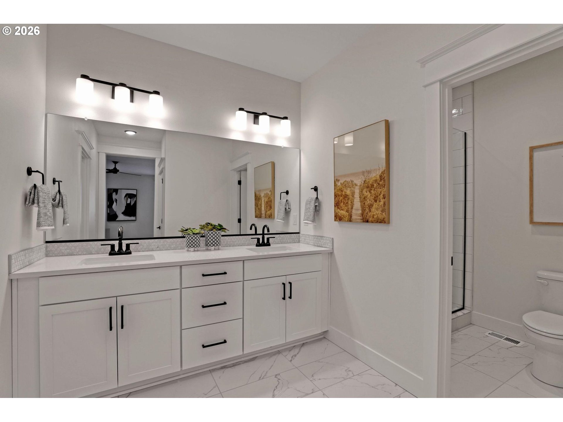 4022 Southeast Aldercrest Road Milwaukie, OR 97222 - Photo 28 of 40 a bathroom with a granite countertop sink mirror and toilet