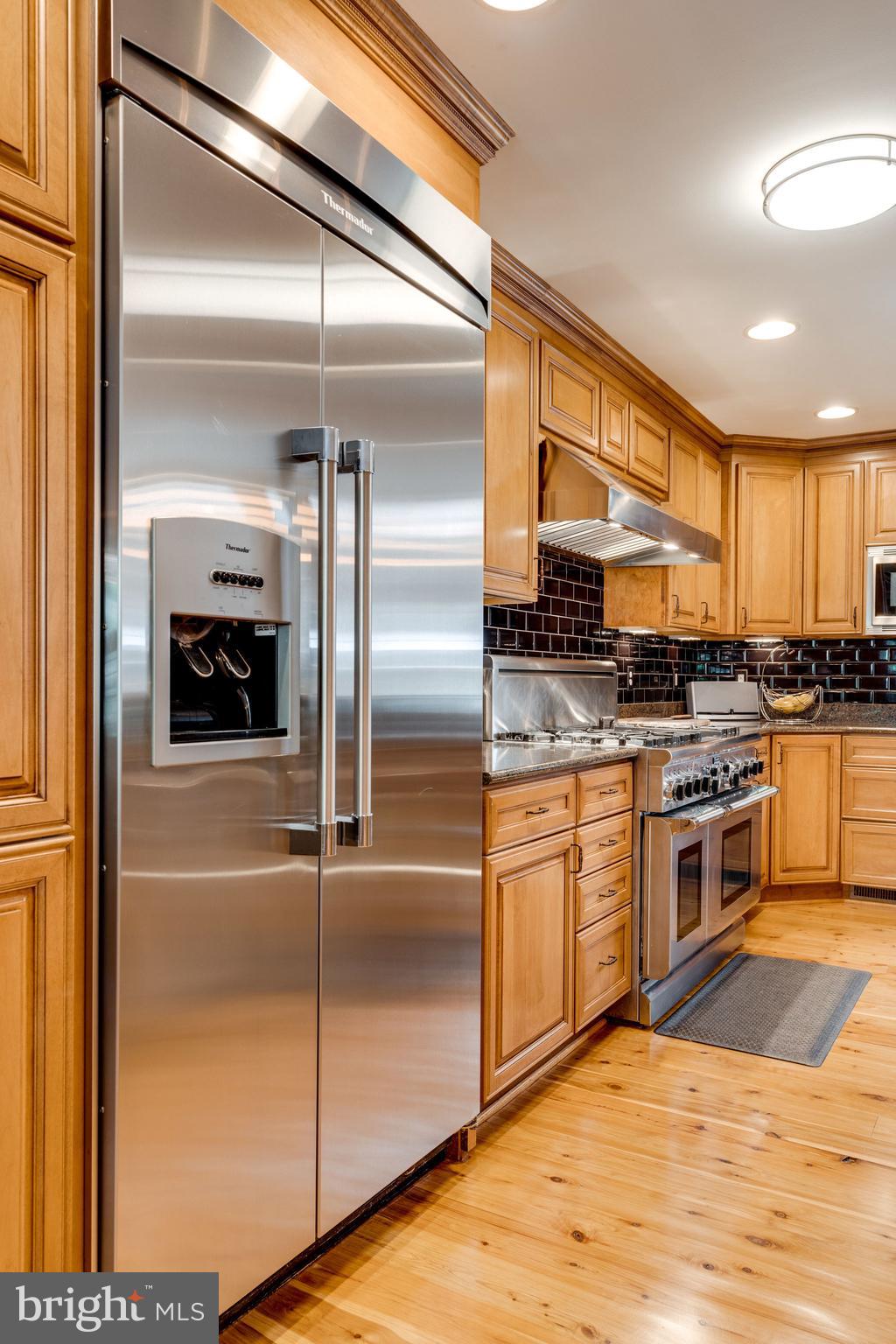 6219 Tyner Street Springfield, VA 22152 - Photo 11 of 53