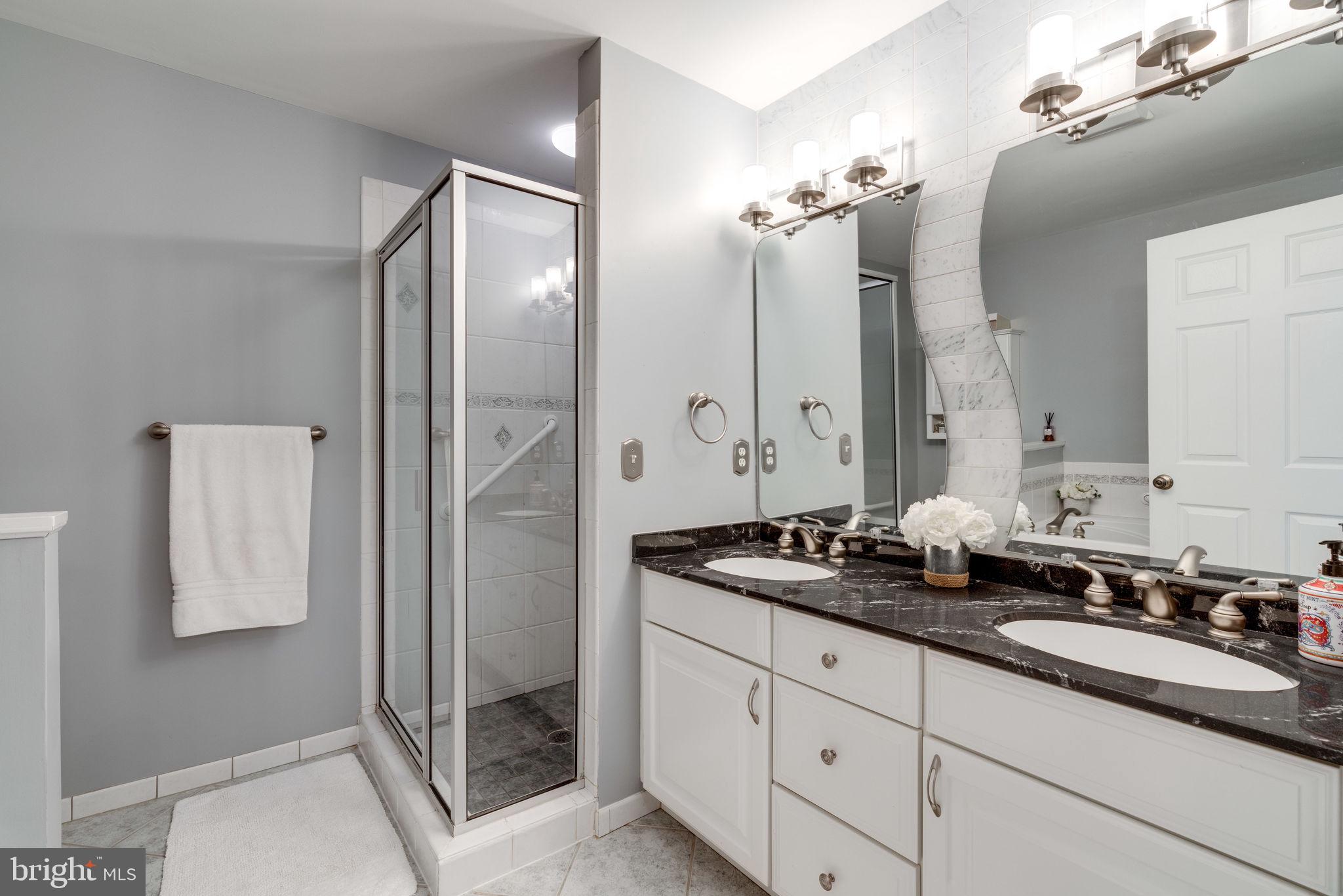 6219 Tyner Street Springfield, VA 22152 - Photo 20 of 53 Master Bathroom #1 - Upper Level