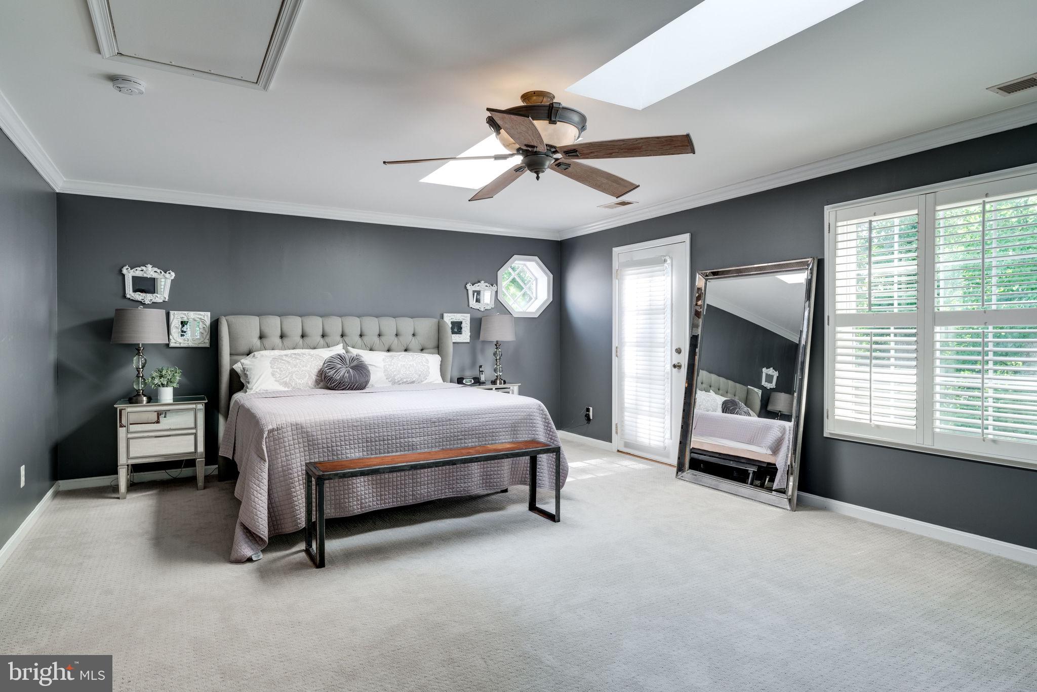 6219 Tyner Street Springfield, VA 22152 - Photo 8 of 53 Master Bedroom # 1 - Upper Level