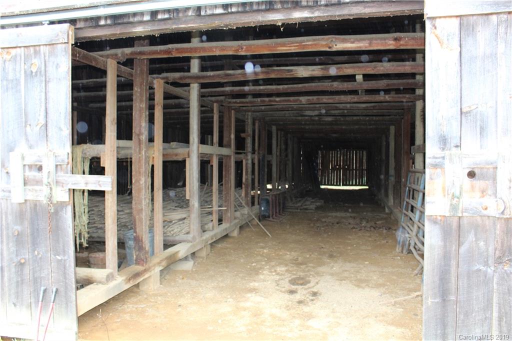 844 Revere Road Marshall, NC 28753 - Photo 18 of 47 Gallery Image 18