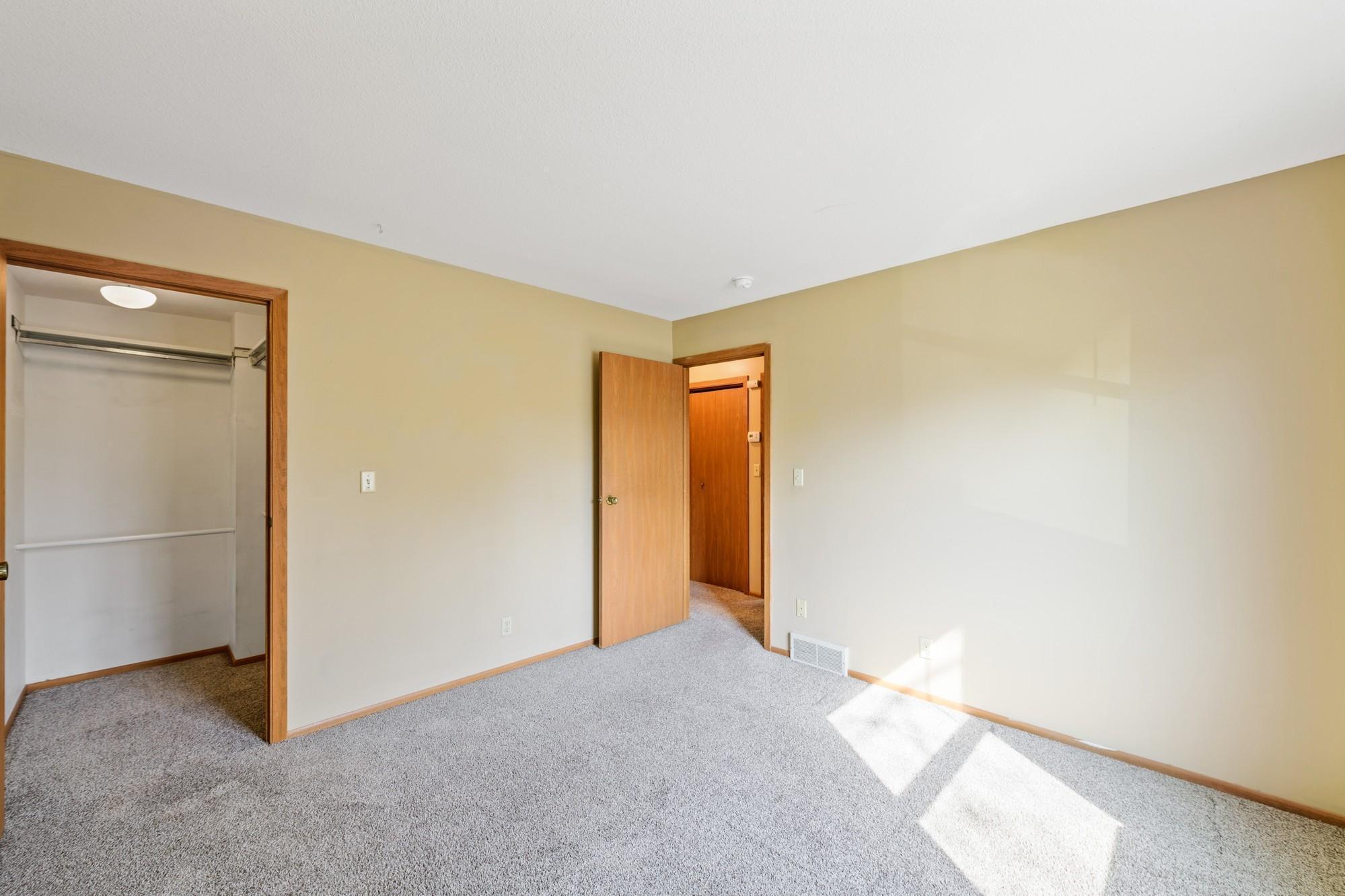755 Sandhill Point Road, Unit BB Hudson, WI 54016 - Photo 10 of 14 Gallery Image 10