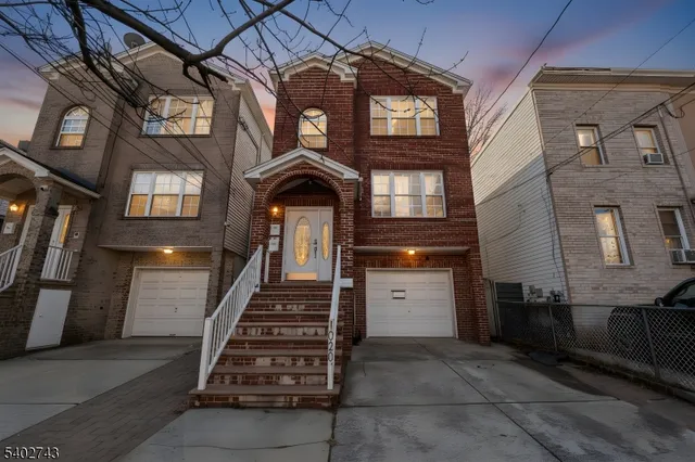 $2,600 | 1020 Laura Street, Unit 2, Elizabeth, NJ 07201