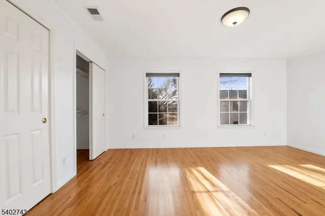 $2,600 | 1020 Laura Street, Unit 2, Elizabeth, NJ 07201