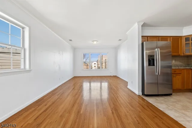 $2,600 | 1020 Laura Street, Unit 2, Elizabeth, NJ 07201