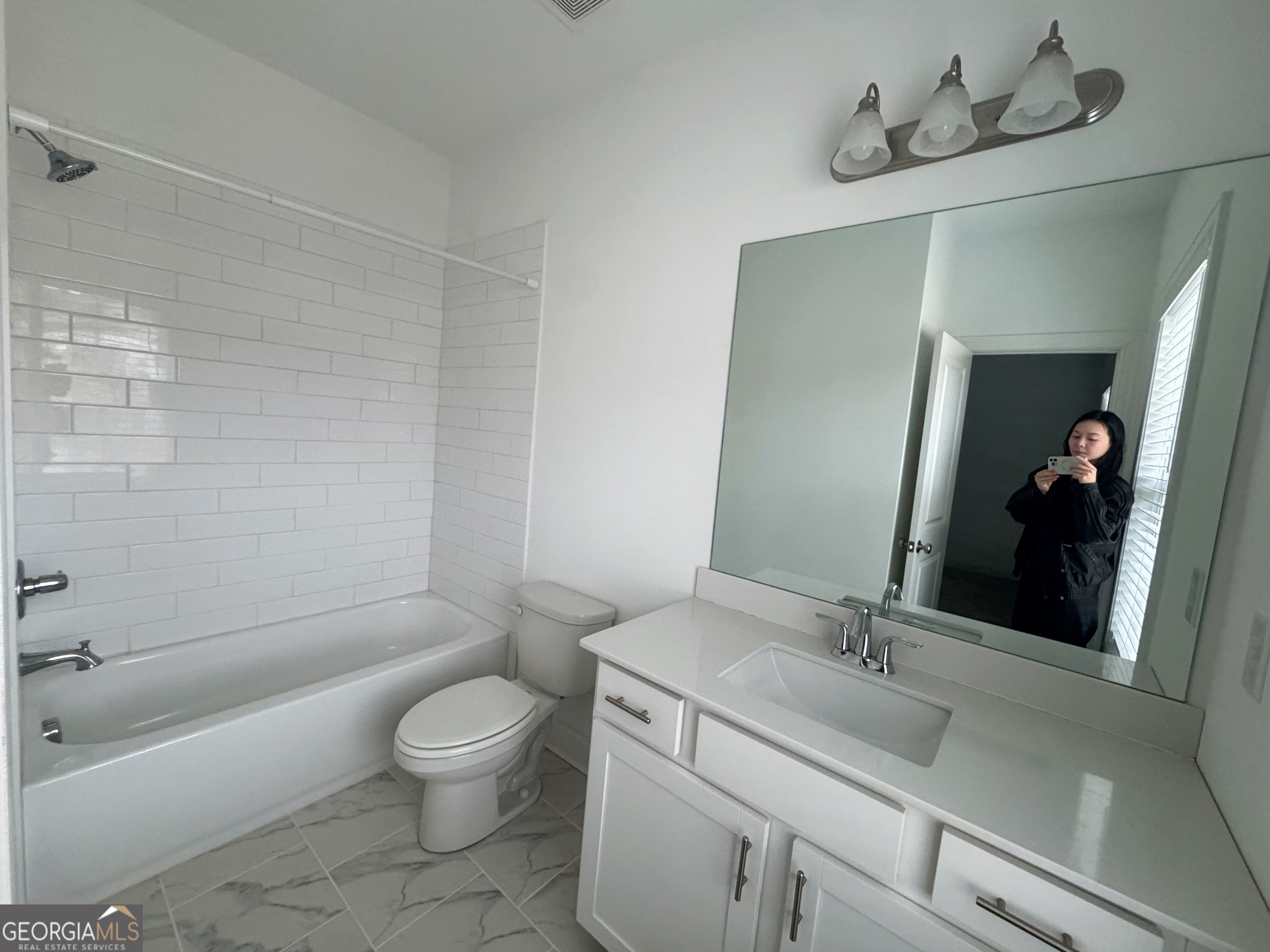 4400 Sims Park Suwanee, GA 30024 - Photo 11 of 19