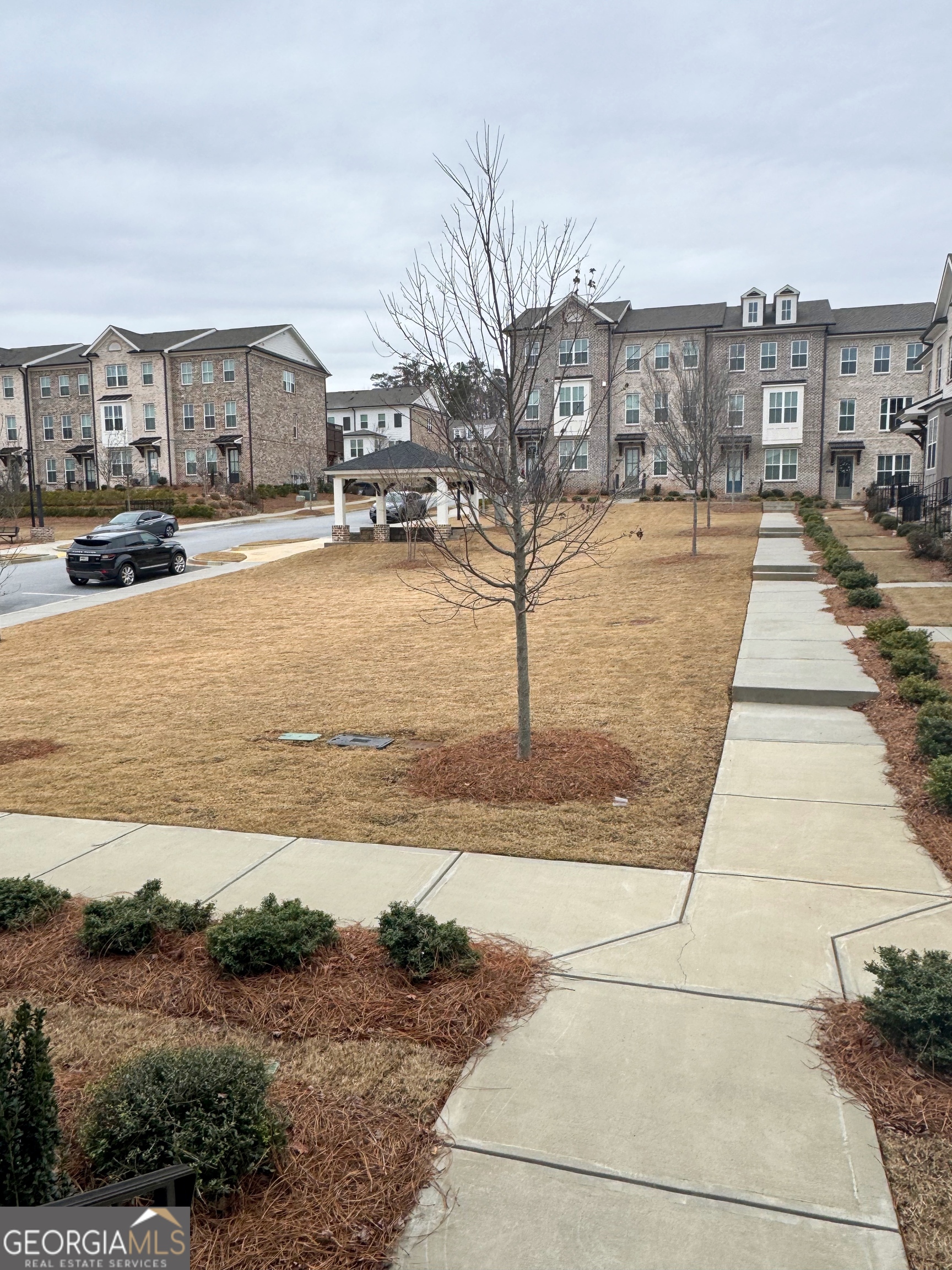 4400 Sims Park Suwanee, GA 30024 - Photo 16 of 19