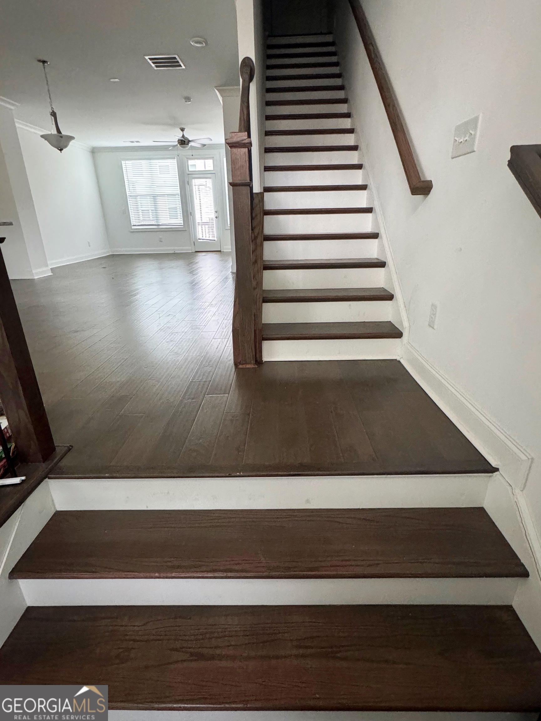 4400 Sims Park Suwanee, GA 30024 - Photo 5 of 19