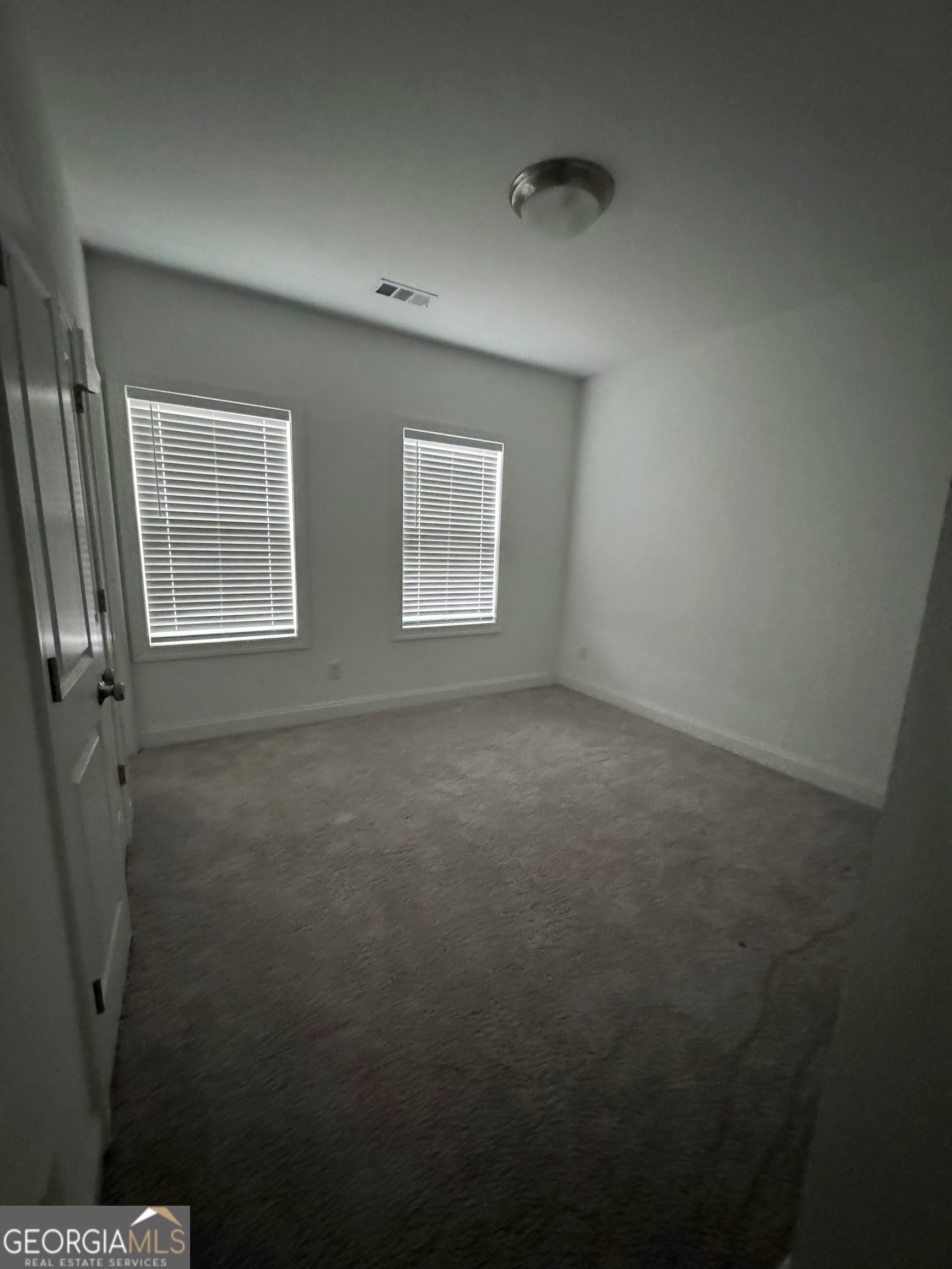 4400 Sims Park Suwanee, GA 30024 - Photo 8 of 19