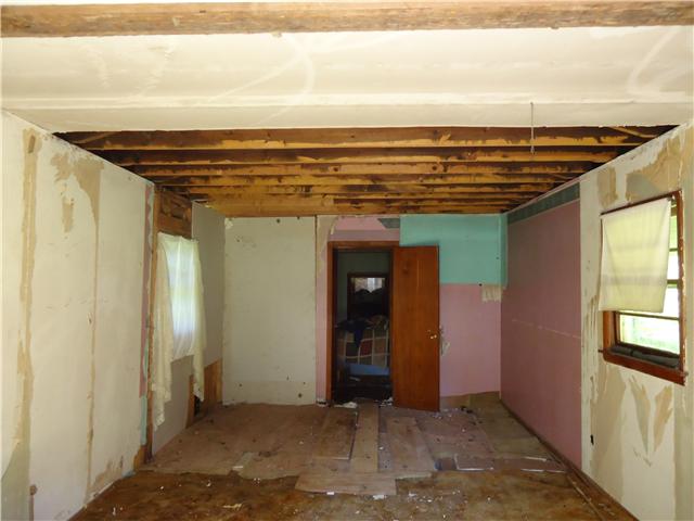 10 Hurd Road Pulaski, TN 38478 - Photo 8 of 9