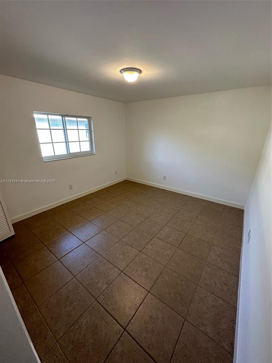 4995 Ponce De Leon Coral Gables, FL 33146 - Photo 64 of 92