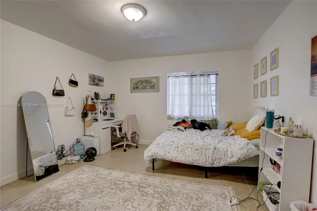 $2,900,000 | 4995 Ponce De Leon, Coral Gables, FL 33146