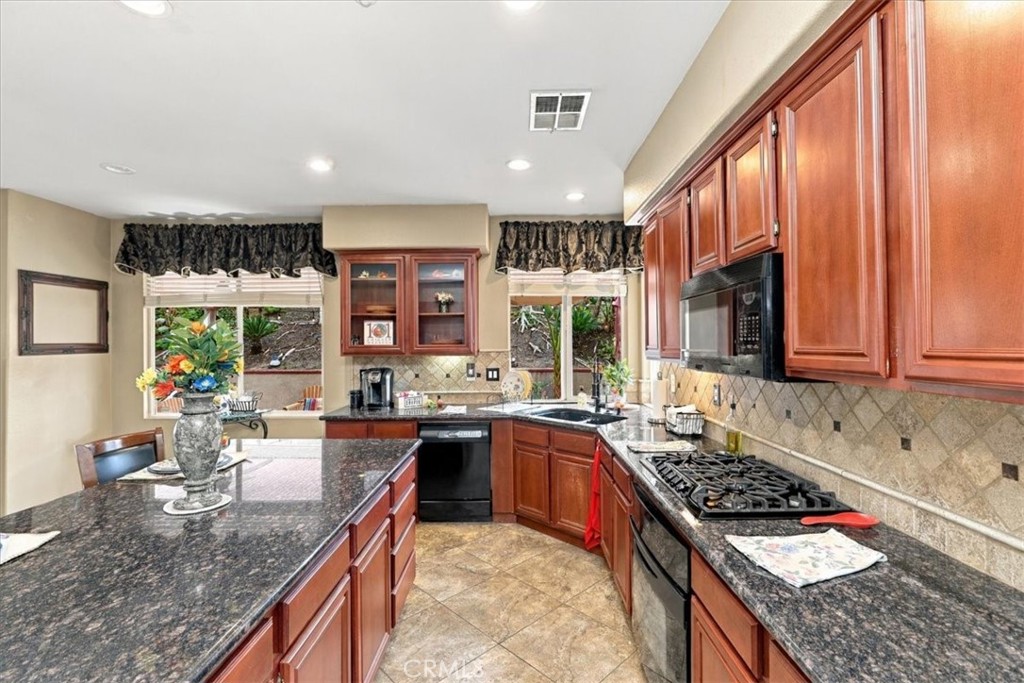 7984 Palm View Lane Riverside, CA 92508 - Photo 26 of 57 Gallery Image 26
