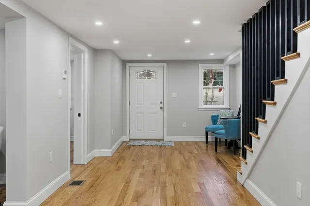 $874,999 | 35 Oak Street, Tewksbury, MA 01876