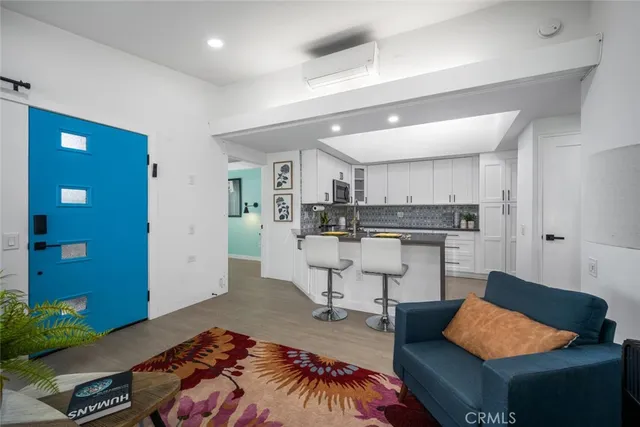 $549,000 | 13160 Nassau Drive, Unit 211L, Seal Beach, CA 90740