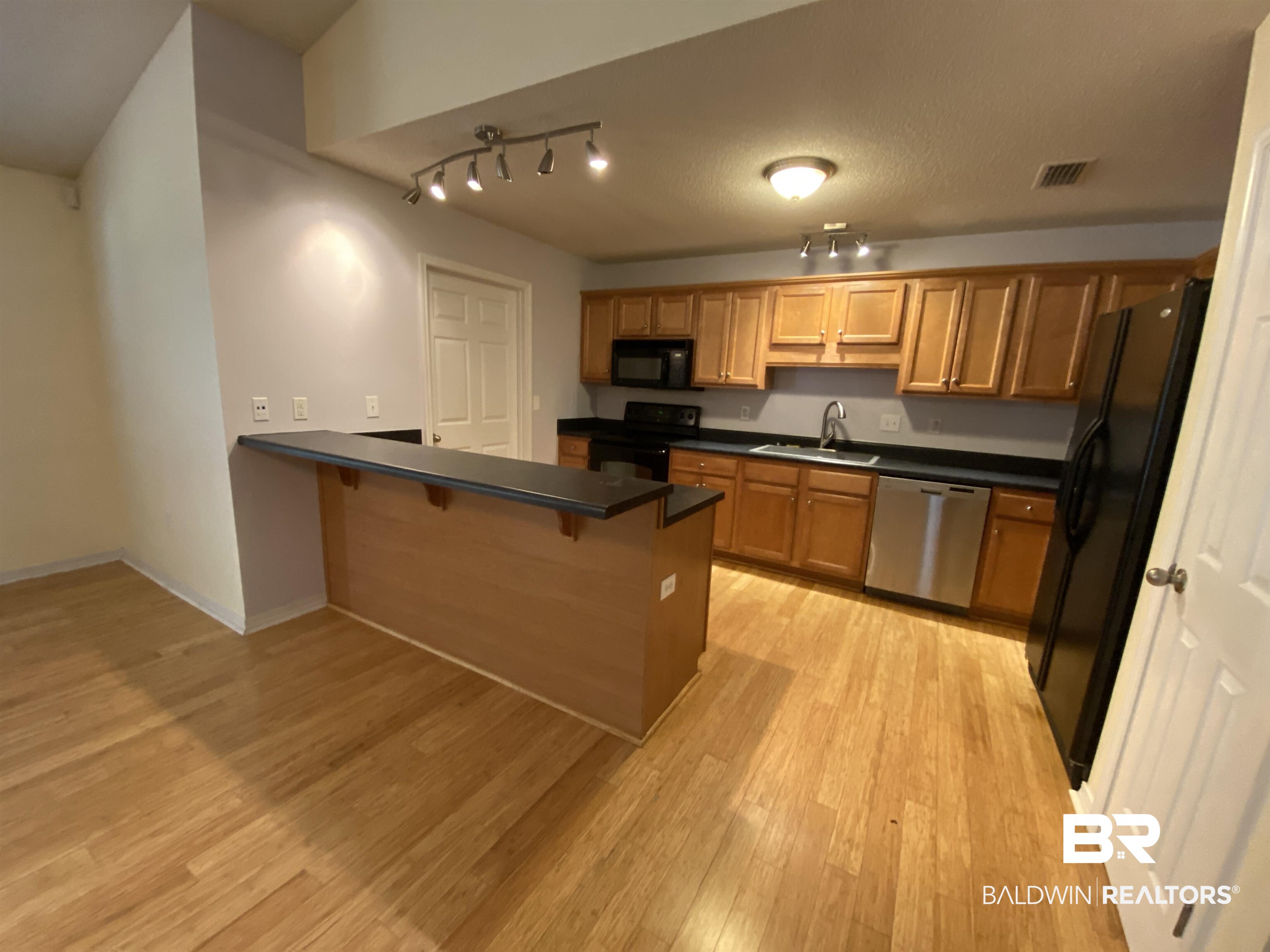 193 Lakeview Loop Daphne, AL 36526 - Photo 4 of 18