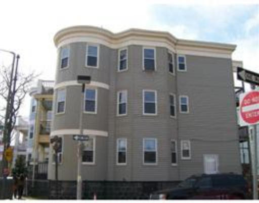 623 Centre Street Boston, MA 02130 - Photo 3 of 13 Gallery Image 3