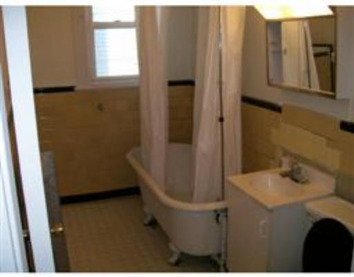 623 Centre Street Boston, MA 02130 - Photo 9 of 13 Gallery Image 9