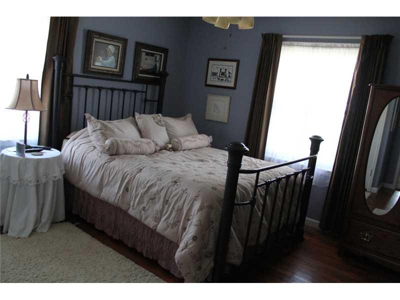 3317 Maple Road Anderson, IN 46011 - Photo 10 of 19 Gallery Image 10
