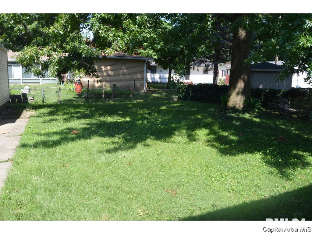 16 Bel Aire Drive Springfield, IL 62703 - Photo 17 of 23
