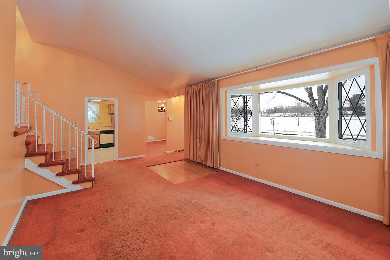 7204 Croydon Road Baltimore, MD 21207 - Photo 8 of 43