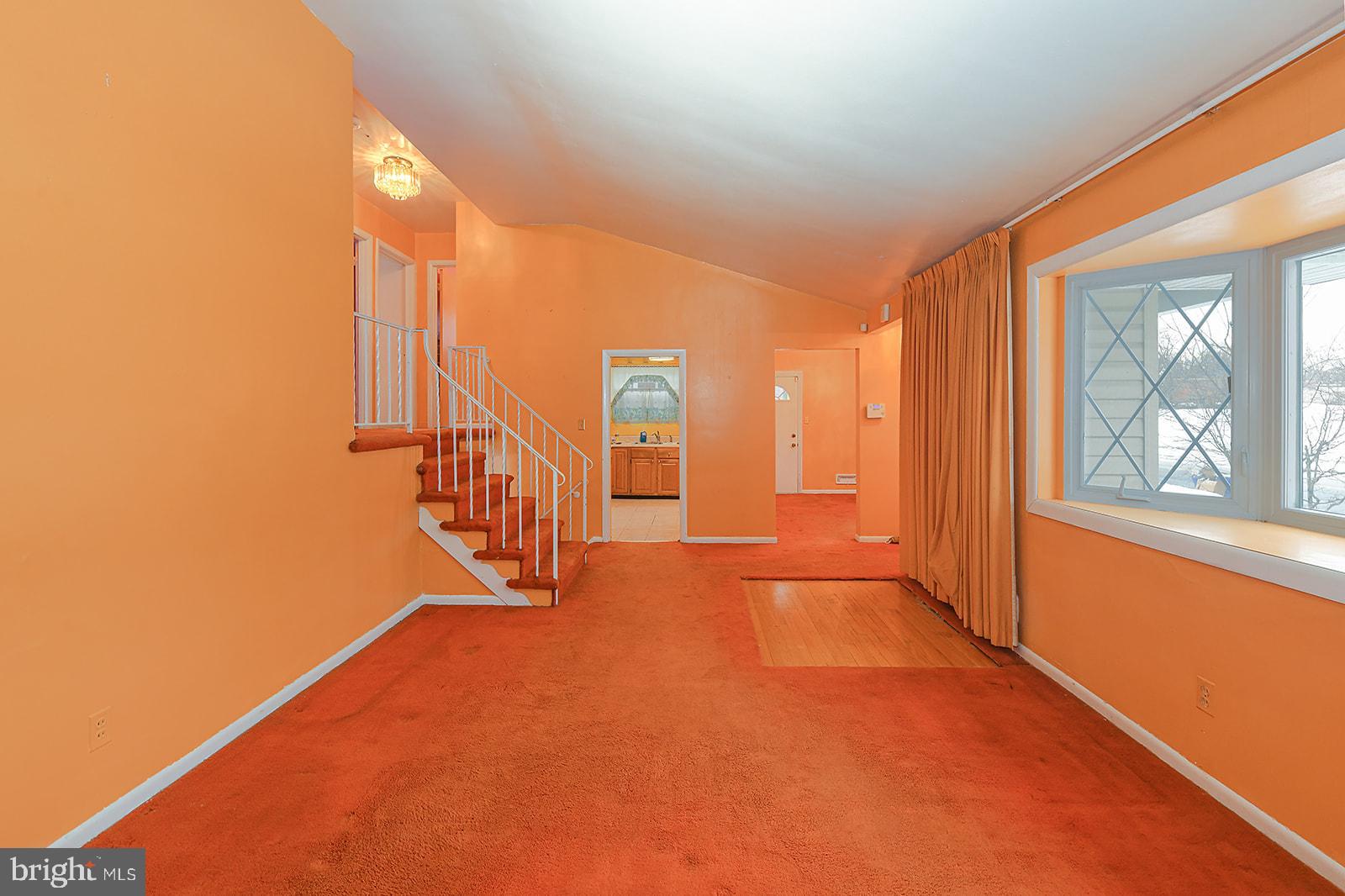 7204 Croydon Road Baltimore, MD 21207 - Photo 9 of 43