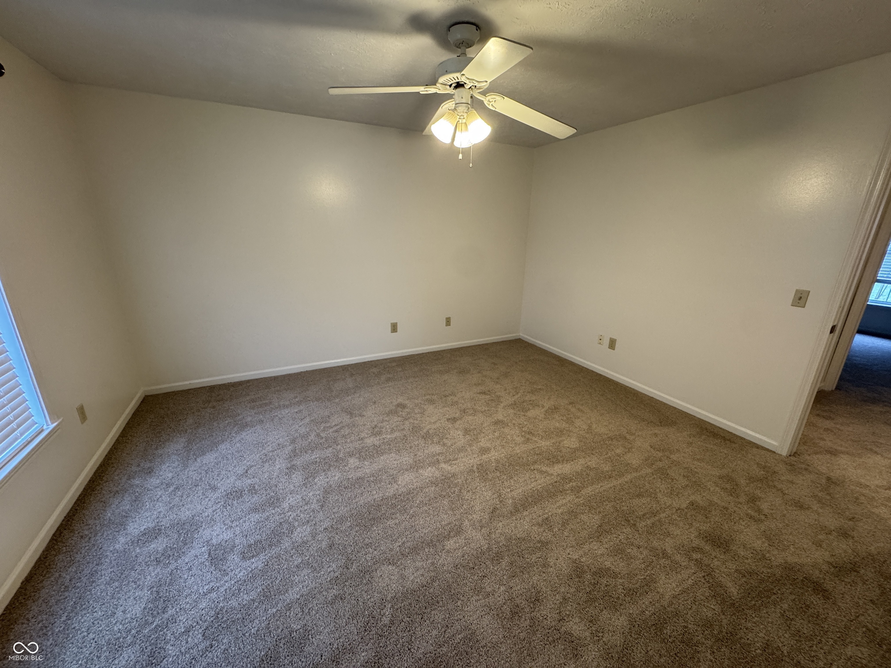 5632 Rains Lane Indianapolis, IN 46254 - Photo 11 of 24