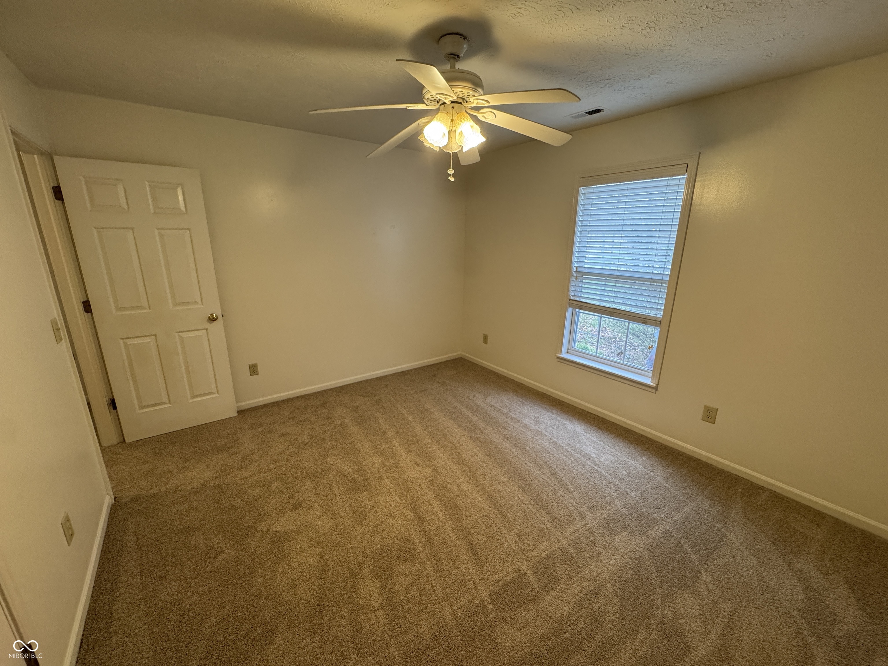 5632 Rains Lane Indianapolis, IN 46254 - Photo 15 of 24