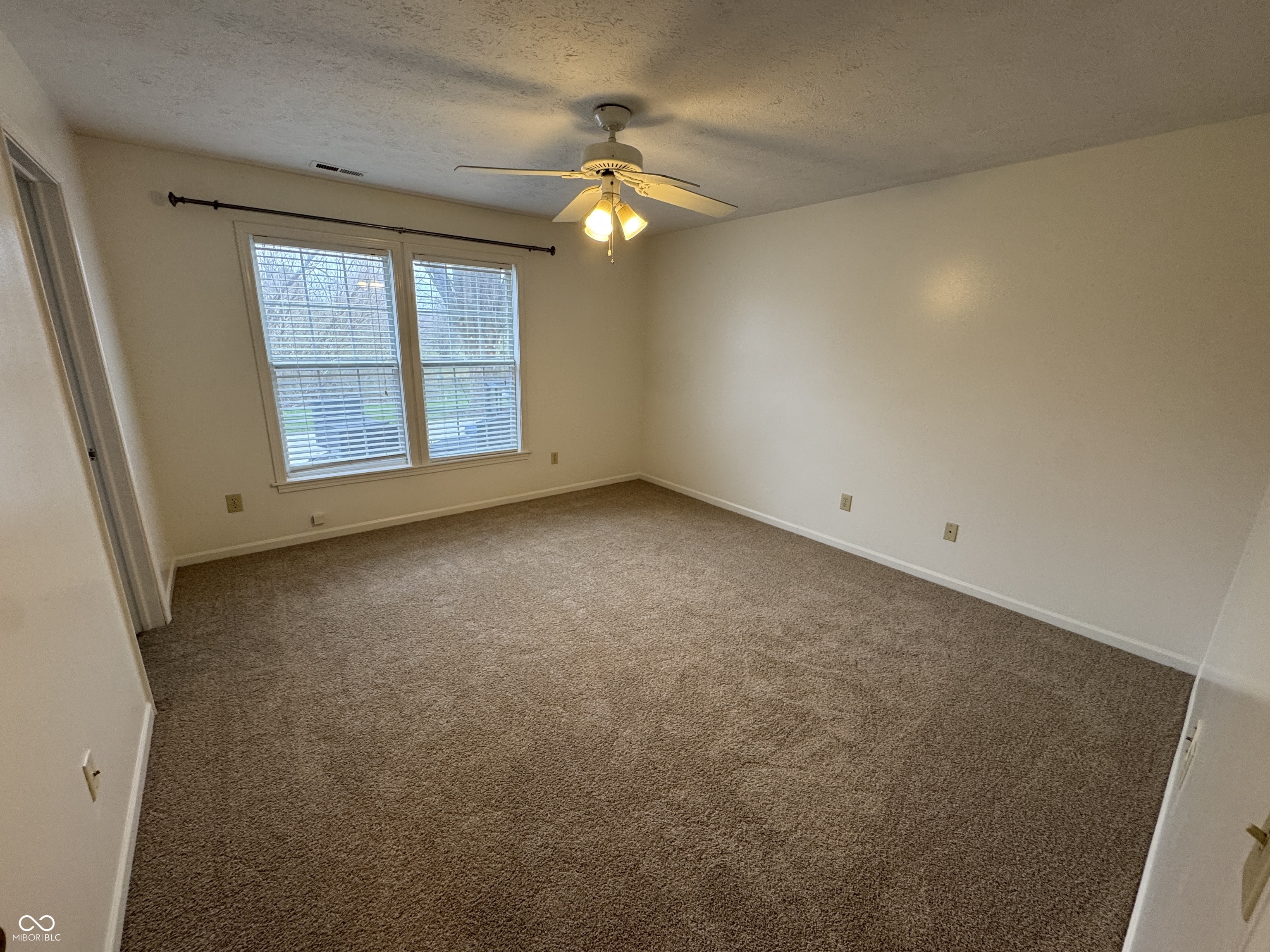 5632 Rains Lane Indianapolis, IN 46254 - Photo 10 of 24