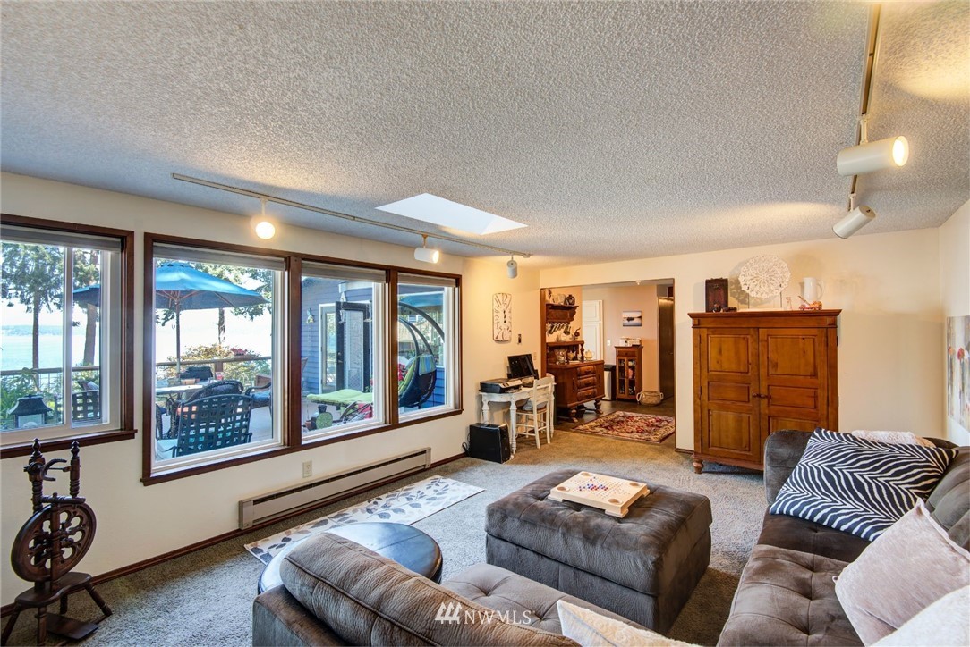 3719 Saratoga Road Langley, WA 98260 - Photo 17 of 34 Gallery Image 17