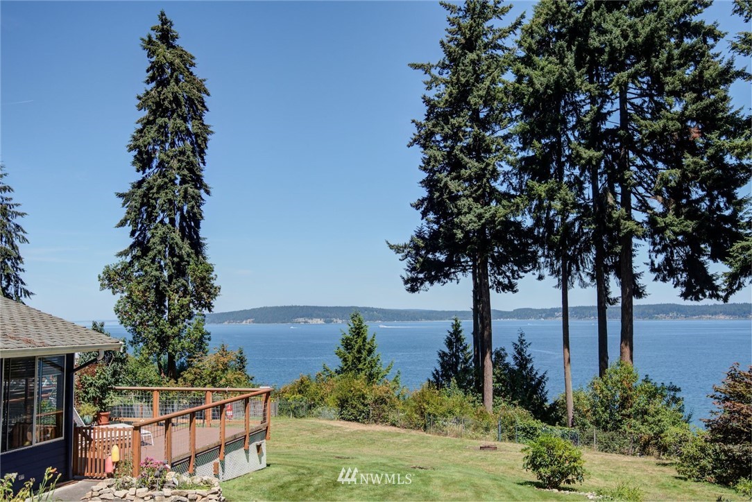 3719 Saratoga Road Langley, WA 98260 - Photo 3 of 34 Gallery Image 3
