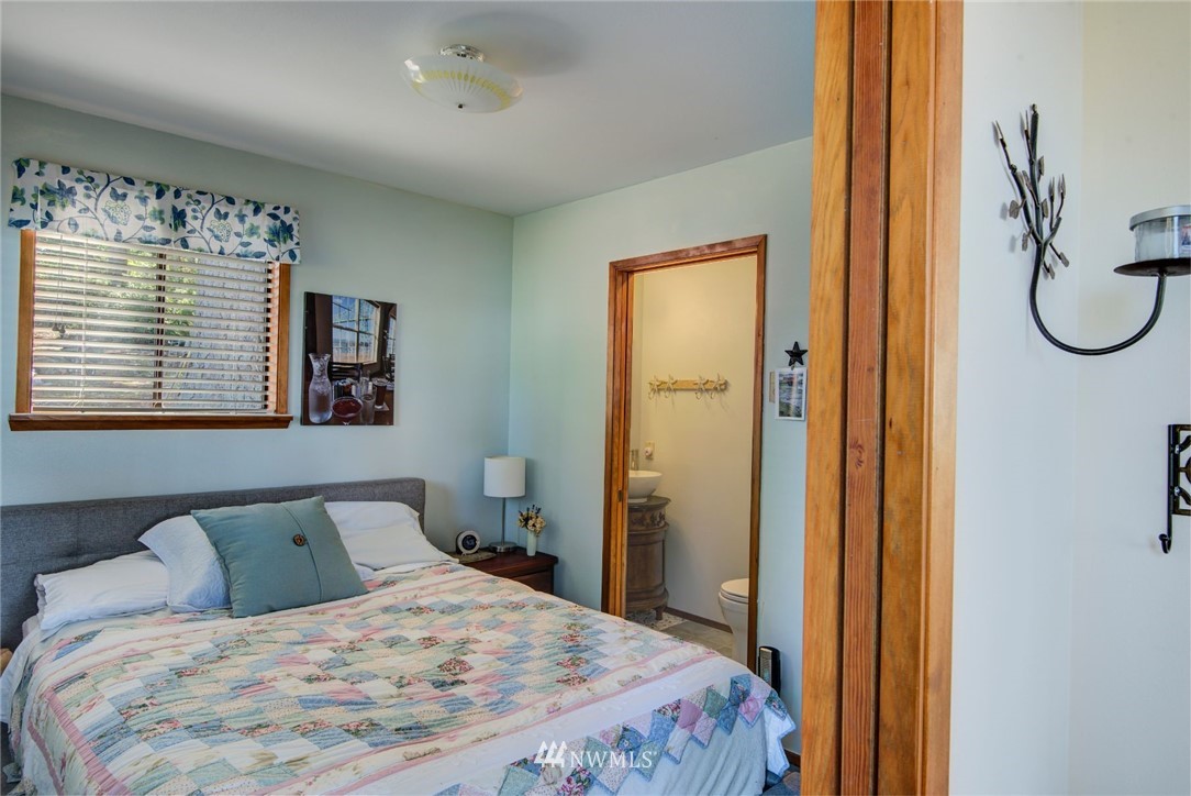 3719 Saratoga Road Langley, WA 98260 - Photo 33 of 34 Gallery Image 33